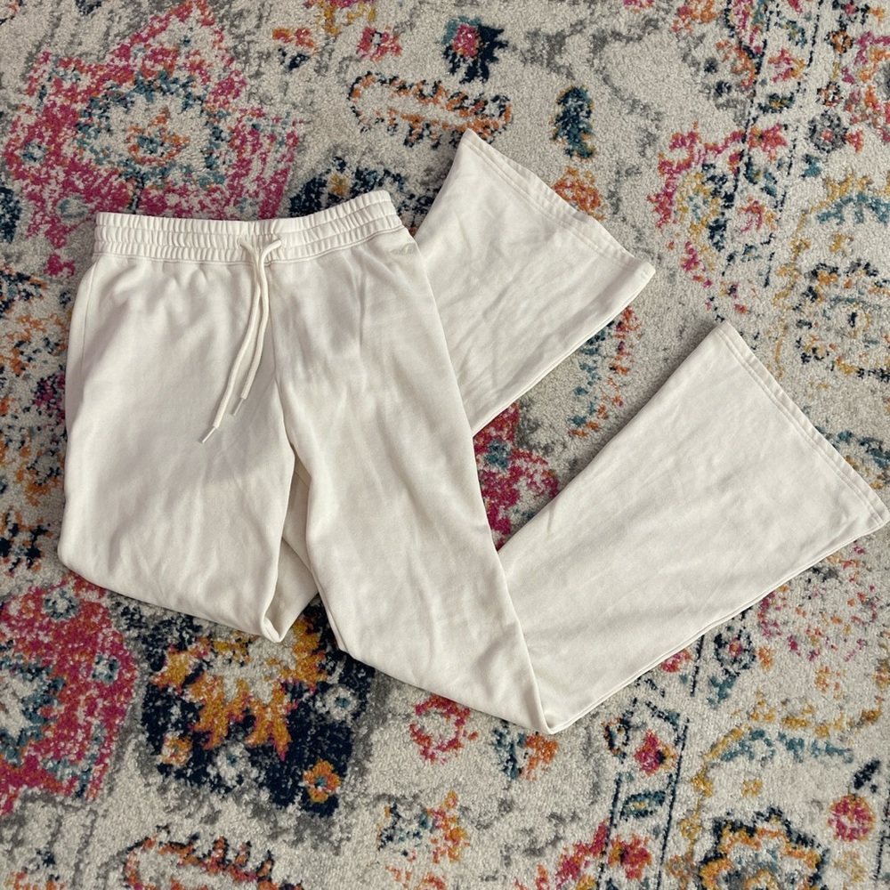 xs cream flairs